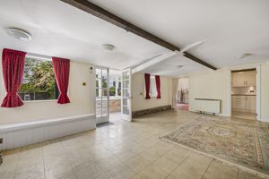 Photo 35- click for photo gallery